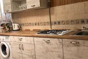 2 комнатная, возле Политехнического университета 6