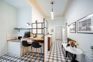 Art Deco Central Rooms 1