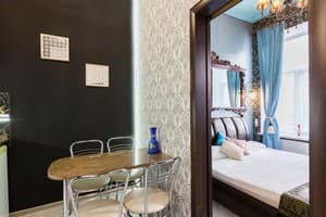 Austrian Apartment with two bedrooms VIP 9