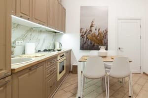 Avangard on Mentsynskoho St. 3 Apart 6