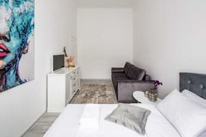 Avangard on Shevchenko Avenue 25 Apart 80