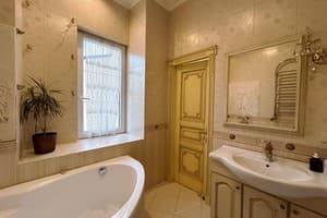 Австрийские класса Люкс ул. Гоголя, 3а 6