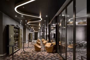 BANKHOTEL art-congress hall 7