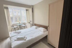 Біля Замку 1