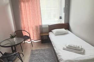 Біля Замку 33