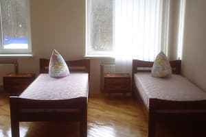 Хостел Біля парку. Трёхместный 1