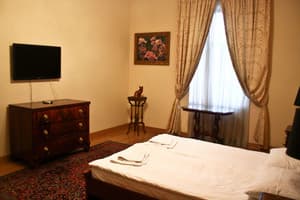 Отель British Club Lviv. Апартаменты двухместный с 1 спальней 4