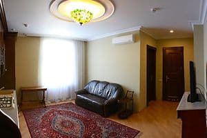 Отель British Club Lviv. Апартаменты двухместный с 1 спальней и кухней 2