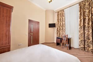 Хостел Cossacks Hostel. Стандарт двухместный Кімната №6 2