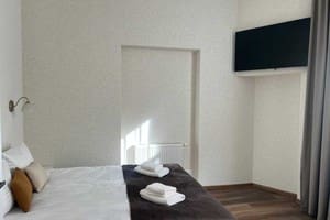 DeMar Apart Central 13