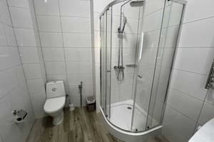 DeMar Apart Central 24