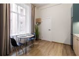 DeMar Apart Solia 8
