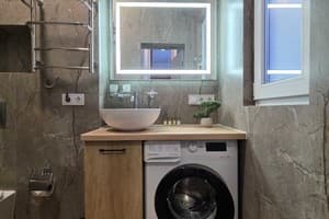 DeMar Apart Vakarchuka 13