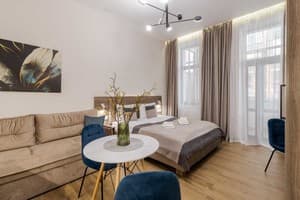 DeMar Apart Vakarchuka 16