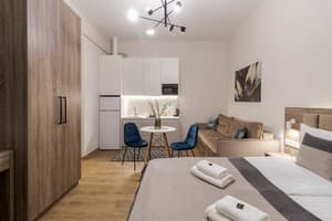 DeMar Apart Vakarchuka 23