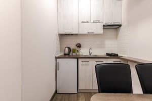 DeMar Apart Zamknena 4