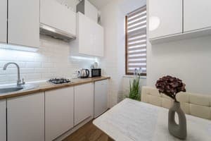 DeMarApart Chehova 10