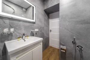 DeMarApart Chehova 11