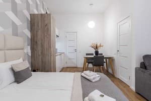 DeMarApart Chehova 14