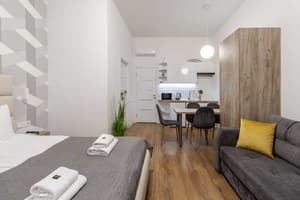 DeMarApart Chehova 31