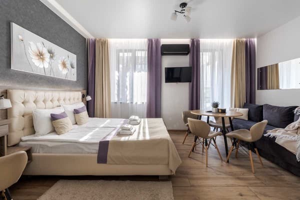 DeMarApart Violet 12