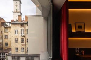 !FEST Hotel Rynok Square 3