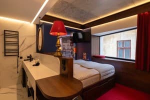 !FEST Hotel Rynok Square 5