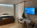 Freedom apartment on Khmelnytsky Str 3