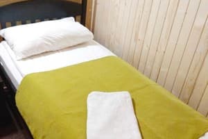 Хостел Guest House Pid Dubom. Стандарт трехместный  1