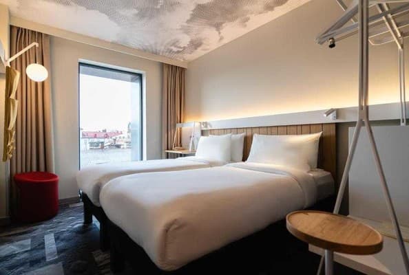 Ibis Lviv Center 24