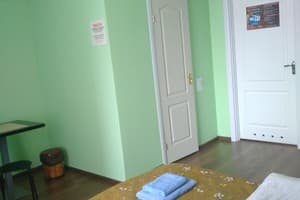 Хостел Картинная Галерея. Двухместный номер 4