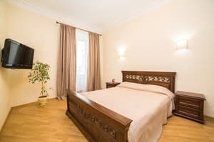 Квартира Lviv4U ул. Армянская, 3. Апартаменты 6-местный  1