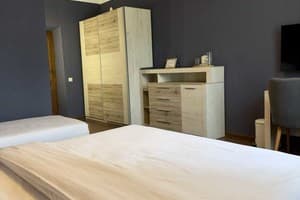 Львовский 8