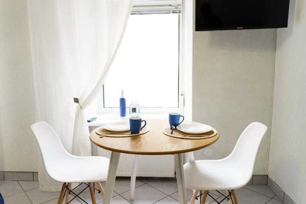 MYR Apartments 5