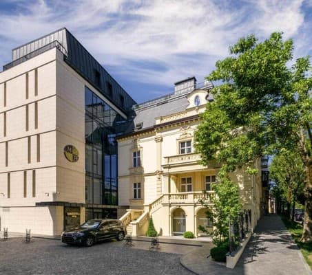 Отель Maestral hotel