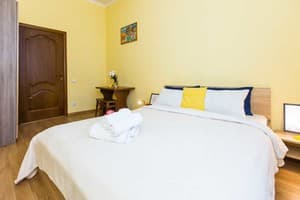 Modern 2BR Apartment in Central Lviv 6