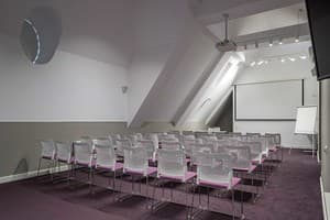 Modern Art Hotel - Maestro 16