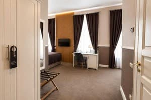 Отель Modern Art Hotel - Maestro. Полулюкс двухместный  5
