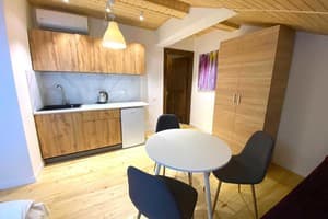 Oberig Леси Украинки, 19/15 1