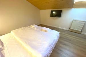 Oberig Леси Украинки, 19/15 3