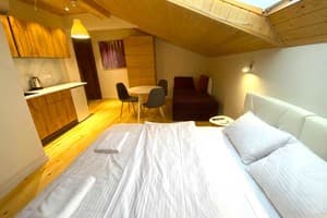 Oberig Леси Украинки, 19/15 11