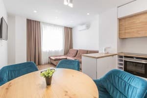 Квартира Oberig Под Голоском 15 Б