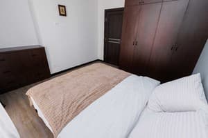 Oberig, Под Голоском 15б/92-1 6