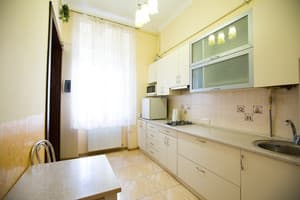 Oberig Проспект Шевченка, 14 5