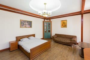 Oberig, Проспект Свободи, 7 37