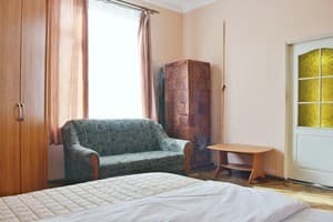 Oberig, ул. Б. Хмельницкого, 61 8