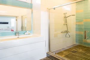 Oberig, ул. Короткая 4