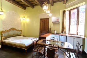 Oberig в центре возле Ратуши, на Площади Рынок 39/15 2