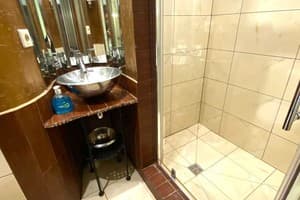 Oberig в центре возле Ратуши, на Площади Рынок 39/15 15