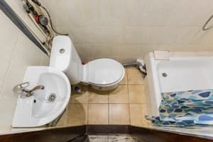 Oberig возле отеля Жорж в центре, ул. Руданского 3 12